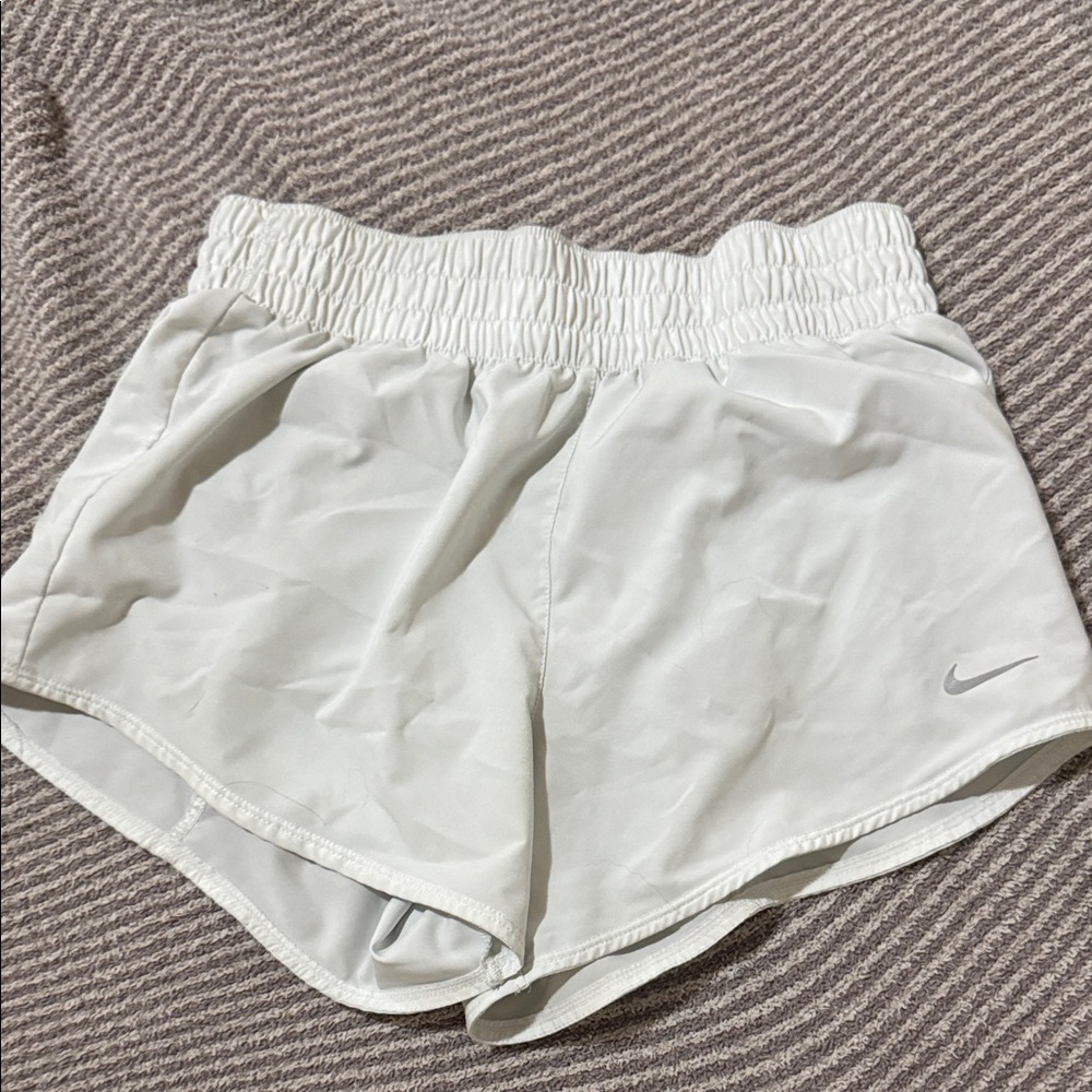 Nike Women's Light Gray Athletic Shorts